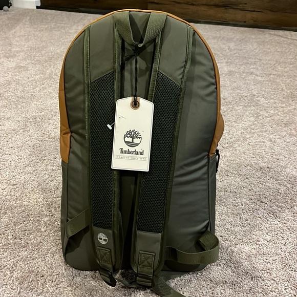 Timberland Classic Backpack bag school puffer wheat new 15” laptop sleeve - Picture 3 of 7